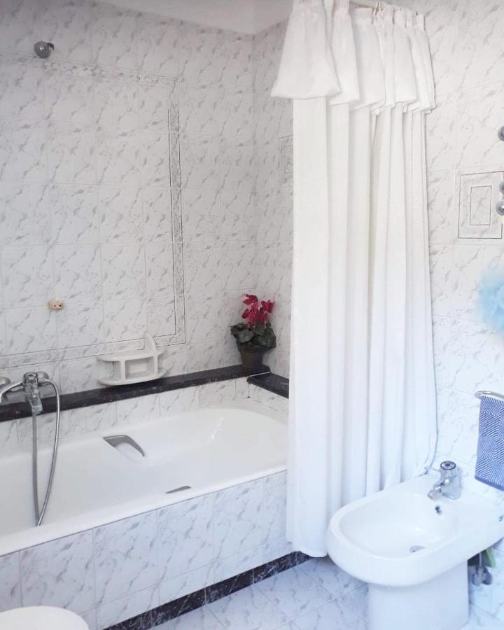 Fantastic Villa, A 5 Minute Drive From The Beach! Atene Esterno foto
